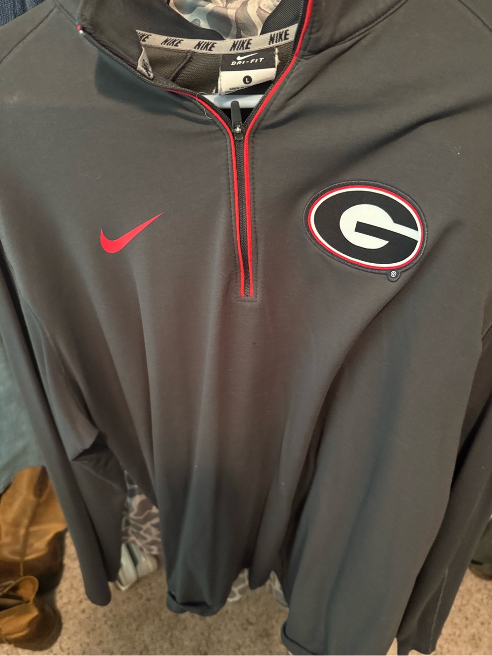 Nike Black and Red Georgia Bulldogs Dri-FIT 1/4 Zip Pullover